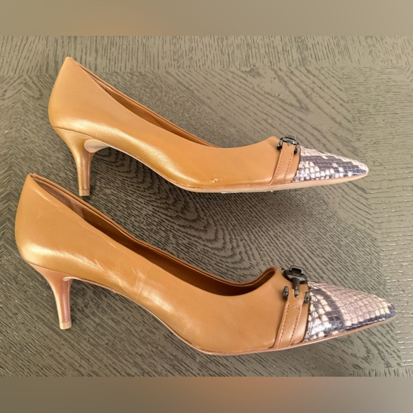 Coach Lauri Kitten Heels size 10 - Picture 6 of 9